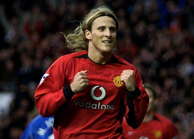 Diego Forlan: Gã du mục lãng phí 2 năm rưỡi ở Man United